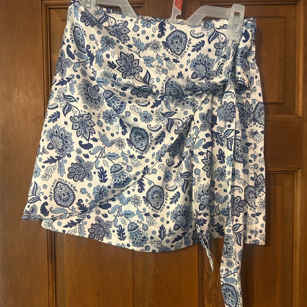 Sincerely Jules White and Blue Floral Wrap Skirt